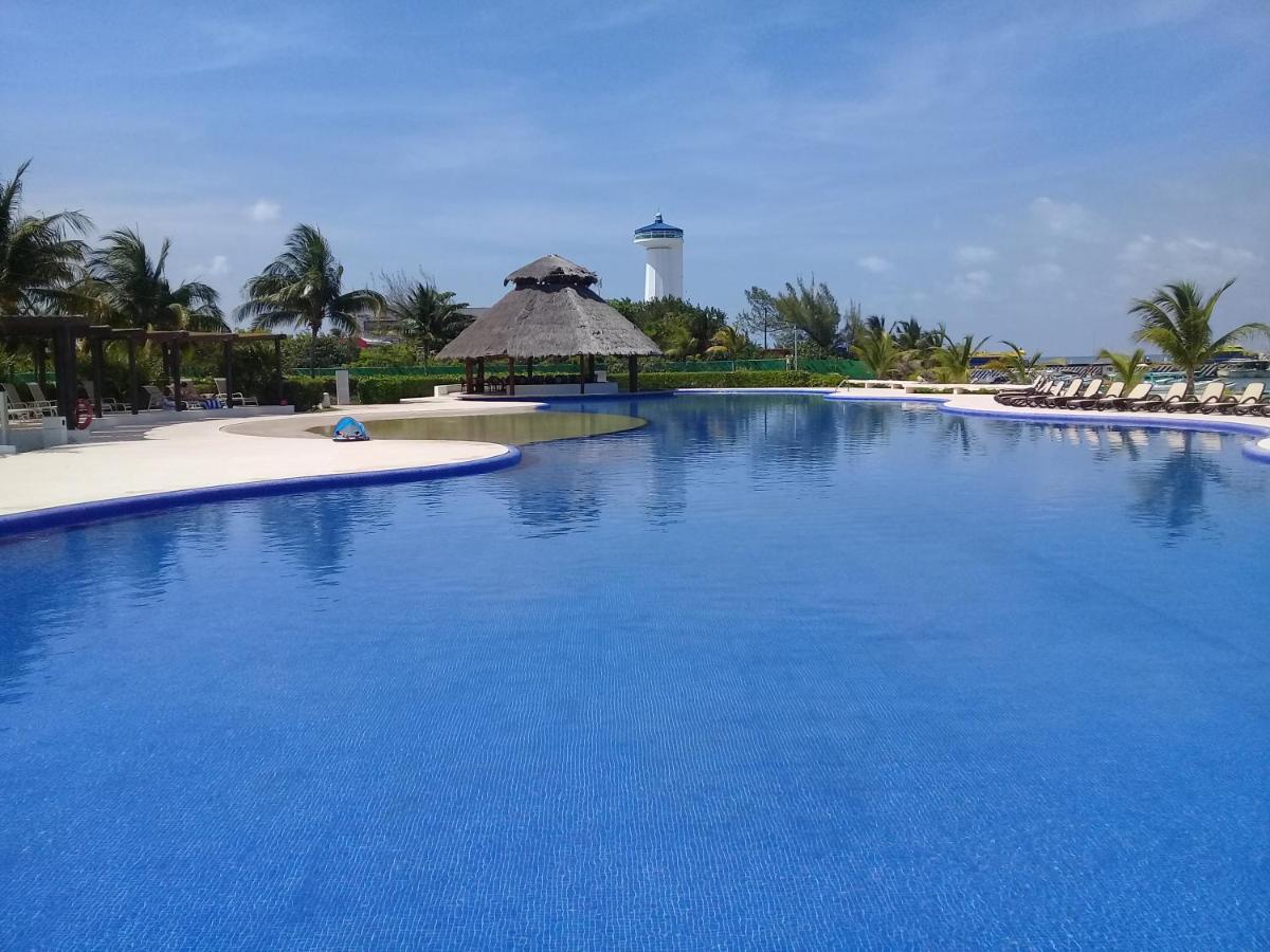 Swim The Caribbean & Work With A View Apartment Cancun Luaran gambar